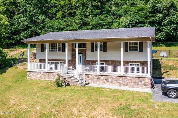 4.64 Acres of Land with Home for Sale in Gate City, Virginia