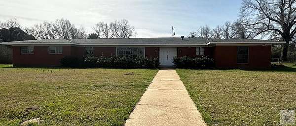 3.67 Acres of Land with Home for Sale in Atlanta, Texas