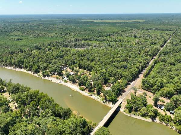 10 Acres of Recreational & Residential Land for Sale in Spurger, Texas