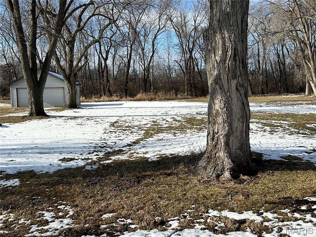 0.72 Acres of Residential Land for Sale in East St. Louis, Illinois