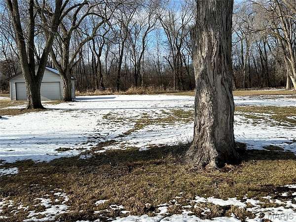 0.72 Acres of Residential Land for Sale in East St. Louis, Illinois