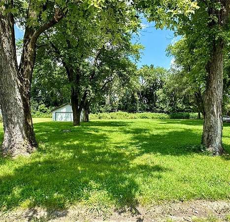 0.72 Acres of Residential Land for Sale in East St. Louis, Illinois