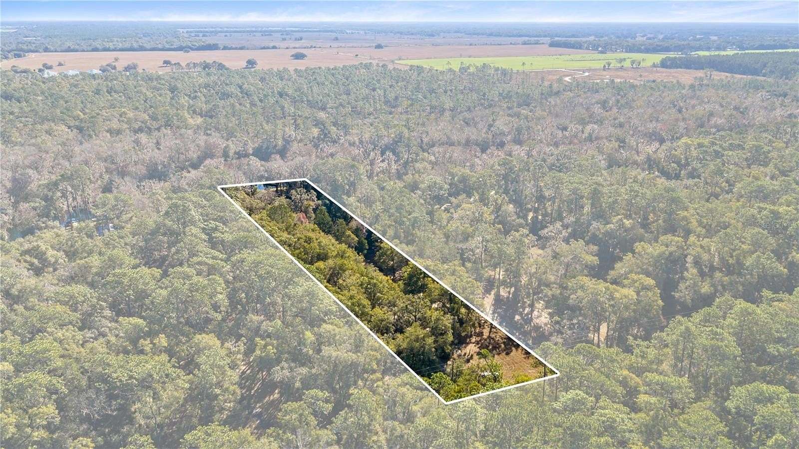 2.18 Acres of Residential Land with Home for Sale in Dunnellon, Florida