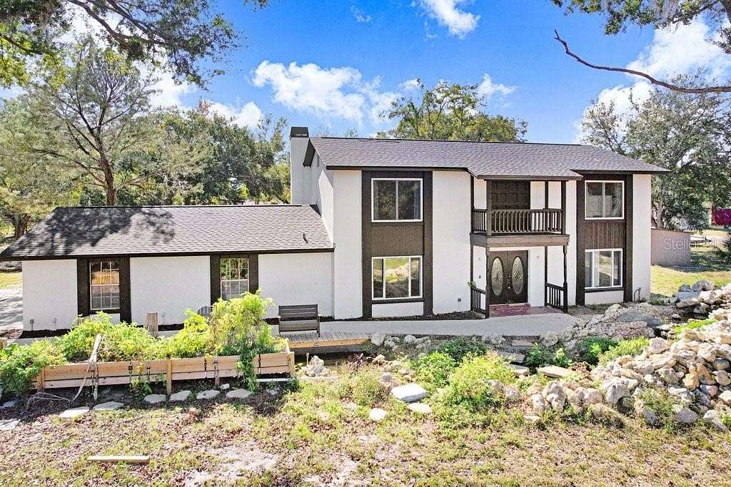 5.77 Acres of Land with Home for Sale in Lutz, Florida