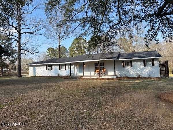 2.8 Acres of Residential Land with Home for Sale in Clinton, Mississippi
