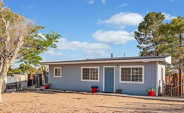 5.55 Acres of Land with Home for Sale in Helendale, California