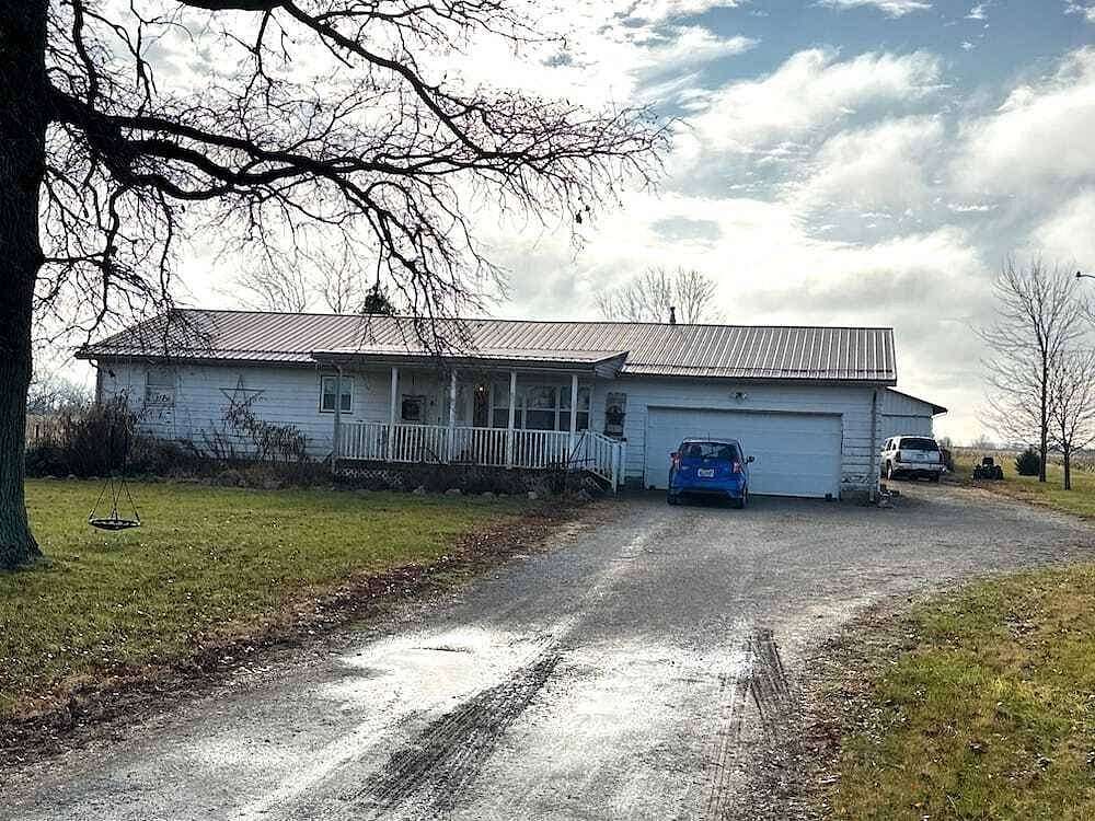 2 Acres of Land with Home for Sale in Bloomingburg, Ohio
