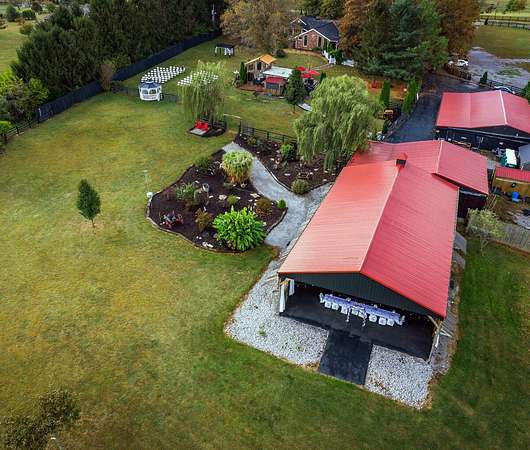 5 Acres of Improved Land for Sale in Nicholasville, Kentucky