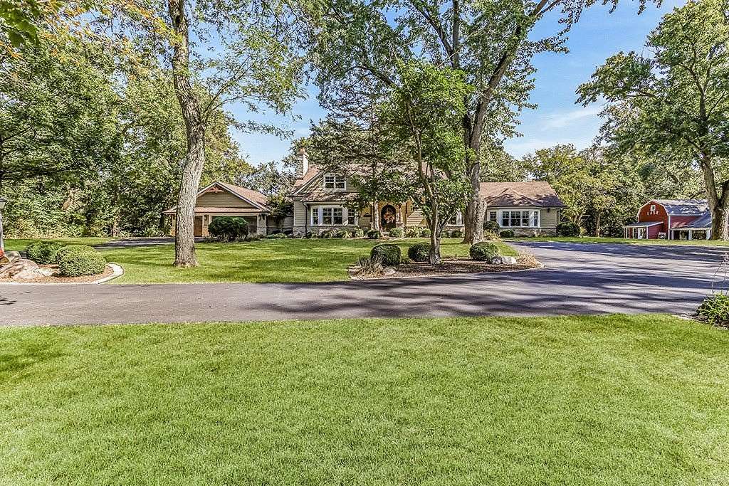 4.2 Acres of Residential Land with Home for Sale in Palos Park, Illinois