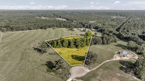 5.32 Acres of Residential Land for Sale in Big Sandy, Texas