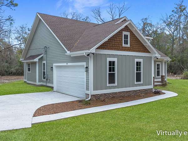 5.35 Acres of Land with Home for Sale in Crawfordville, Florida