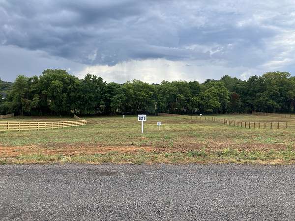 1 Acre of Residential Land for Sale in Mount Pleasant, Tennessee