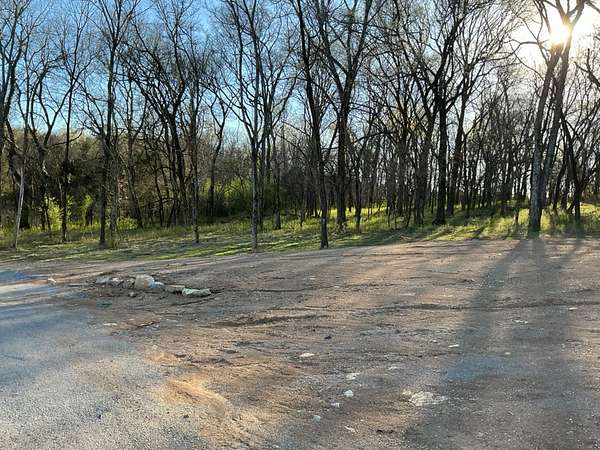 8.4 Acres of Residential Land for Sale in Columbia, Tennessee