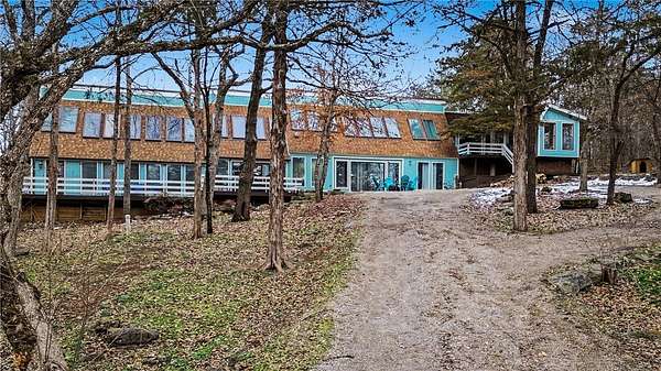 13 Acres of Land with Home for Sale in Berryville, Arkansas