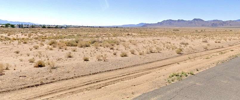 0.25 Acres of Residential Land for Sale in Kingman, Arizona