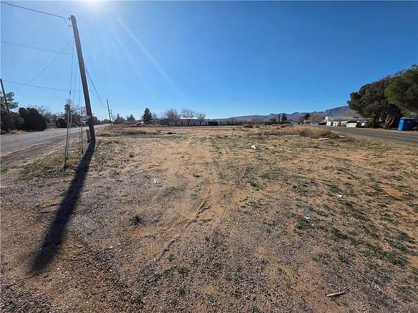 1.1 Acres of Land for Sale in Kingman, Arizona