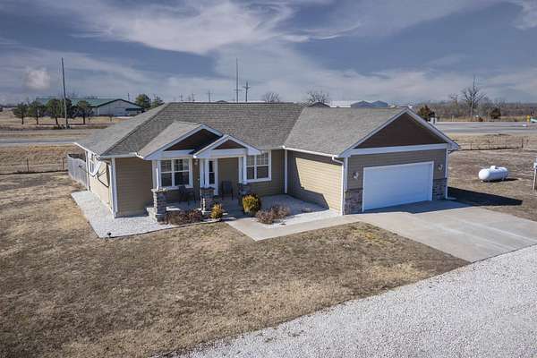 3.6 Acres of Residential Land with Home for Sale in Winfield, Kansas