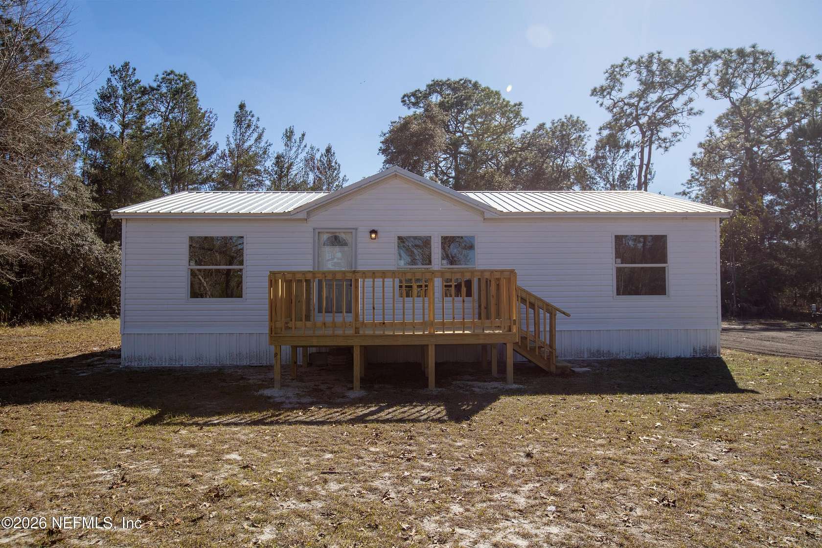 3.2 Acres of Residential Land with Home for Sale in Melrose, Florida