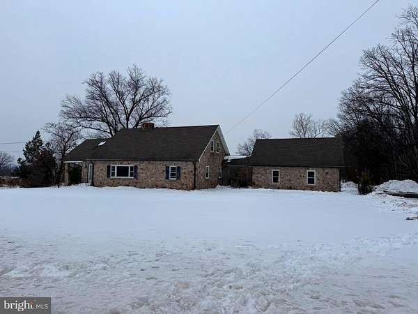 5.6 Acres of Residential Land with Home for Lease in Perkiomenville, Pennsylvania