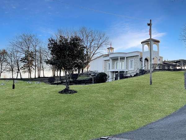 39.4 Acres of Land for Sale in Paris, Tennessee