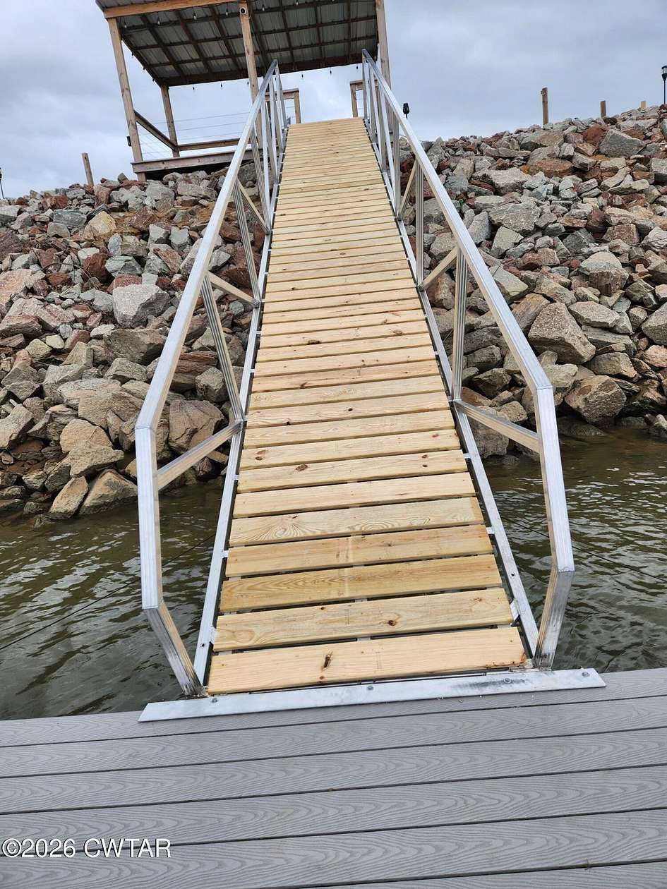 Land for Sale in Savannah, Tennessee