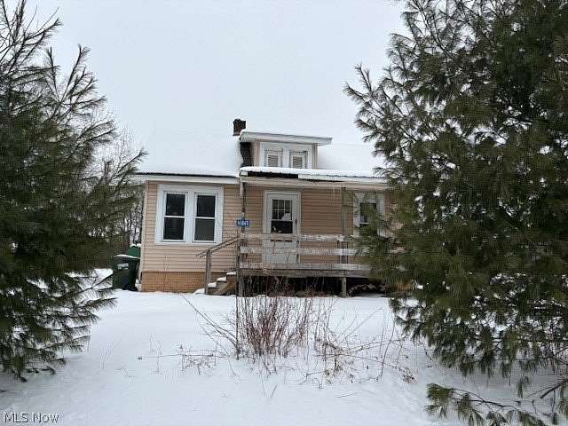 2.38 Acres of Residential Land with Home for Sale in Alliance, Ohio