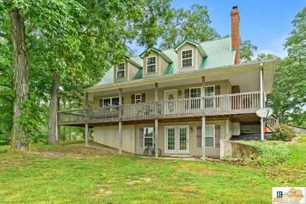 1.9 Acres of Residential Land with Home for Sale in Elizabethtown, Kentucky