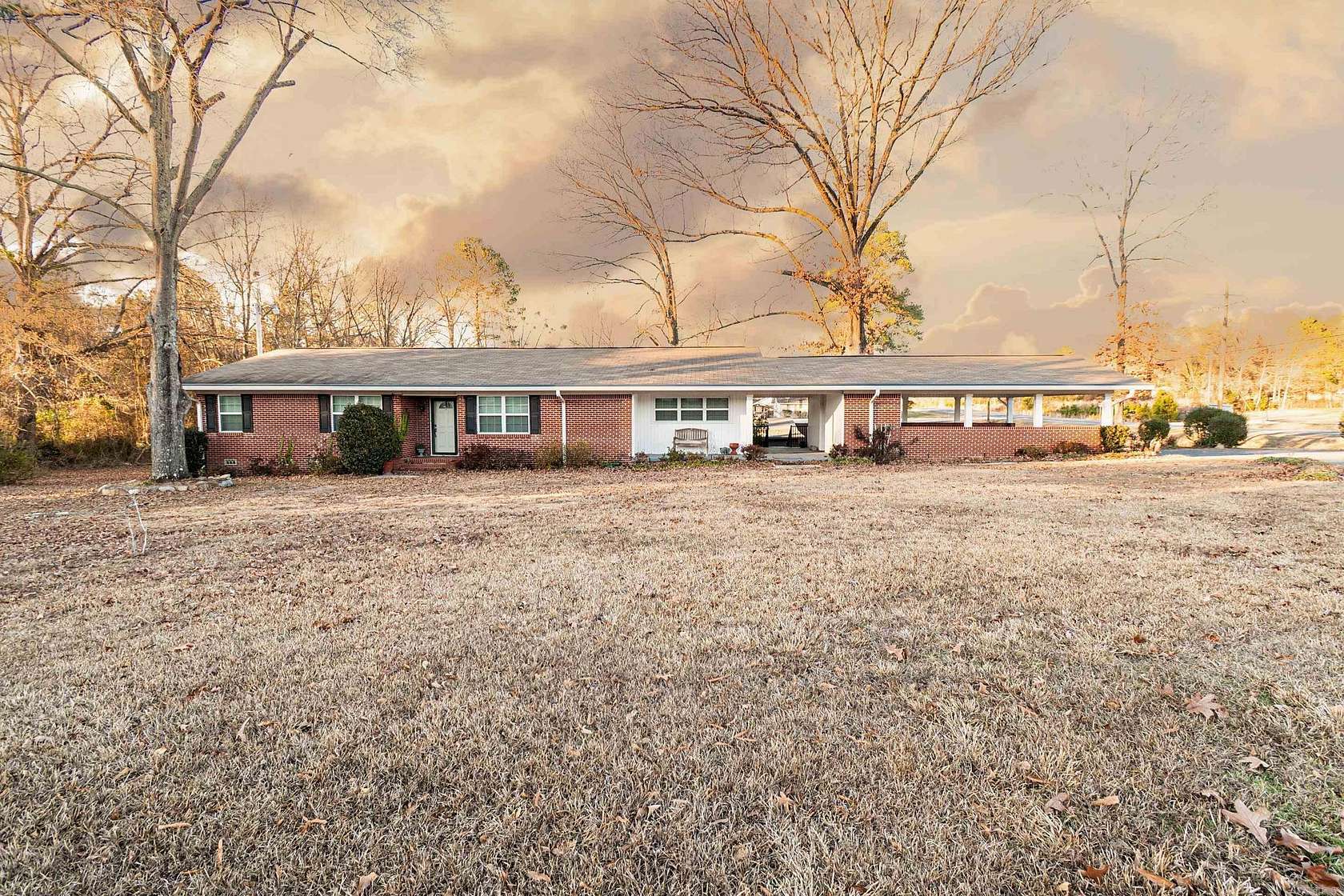 2.7 Acres of Residential Land with Home for Sale in El Dorado, Arkansas