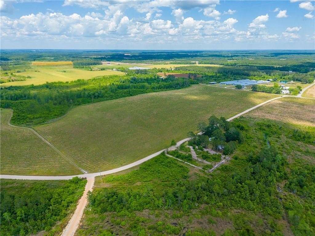 10 Acres of Residential Land for Sale in Baxley, Georgia