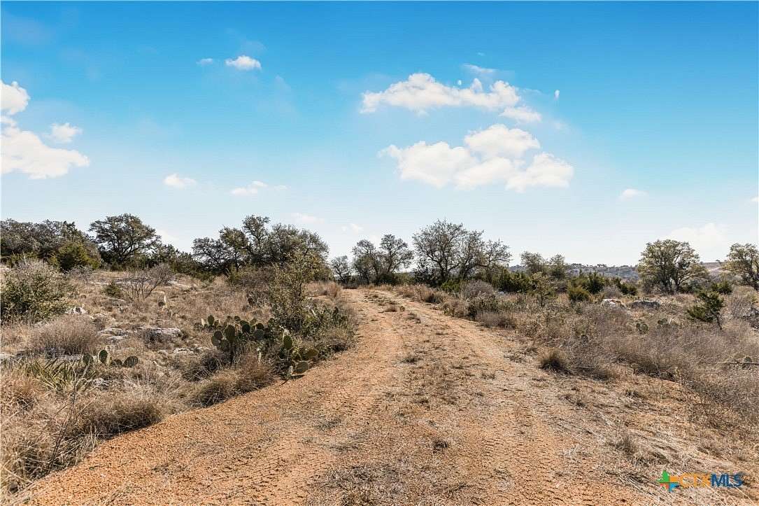 1.53 Acres of Residential Land for Sale in Kingsland, Texas