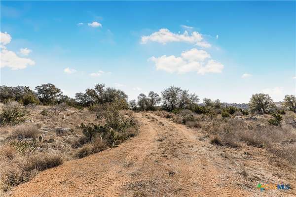 1.53 Acres of Residential Land for Sale in Kingsland, Texas