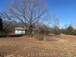 39.3 Acres of Recreational Land for Sale in Henryetta, Oklahoma