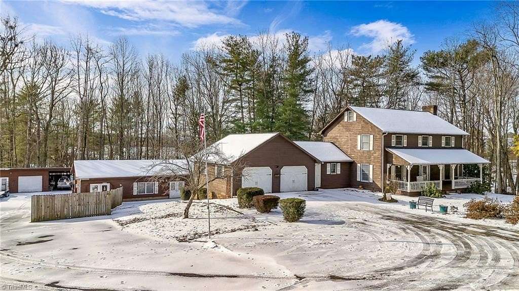 3.86 Acres of Improved Mixed-Use Land for Sale in Millers Creek, North Carolina