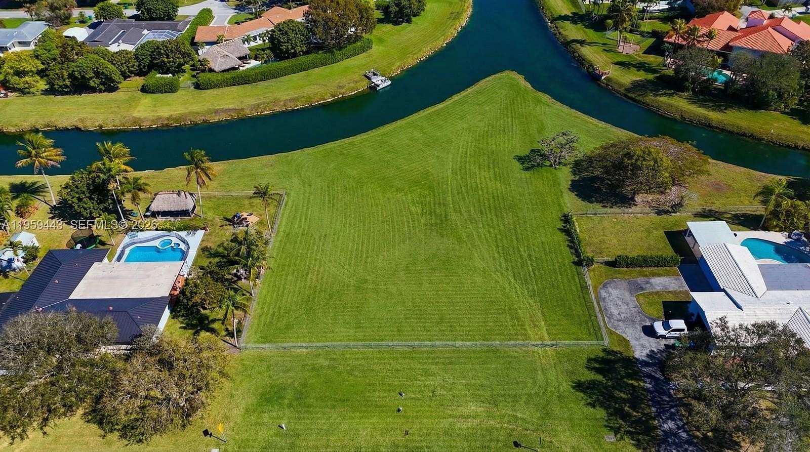 0.51 Acres of Residential Land for Sale in Palmetto Bay, Florida