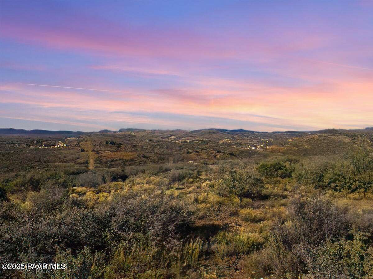 8.18 Acres of Residential Land for Sale in Mayer, Arizona