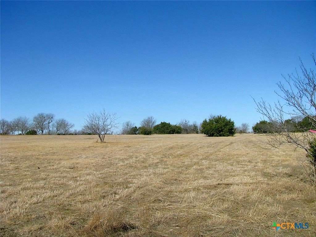 3 Acres of Residential Land for Sale in Gatesville, Texas