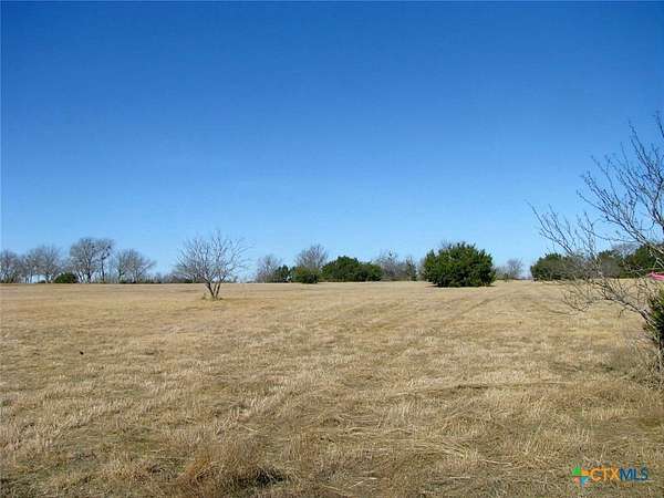 3 Acres of Residential Land for Sale in Gatesville, Texas