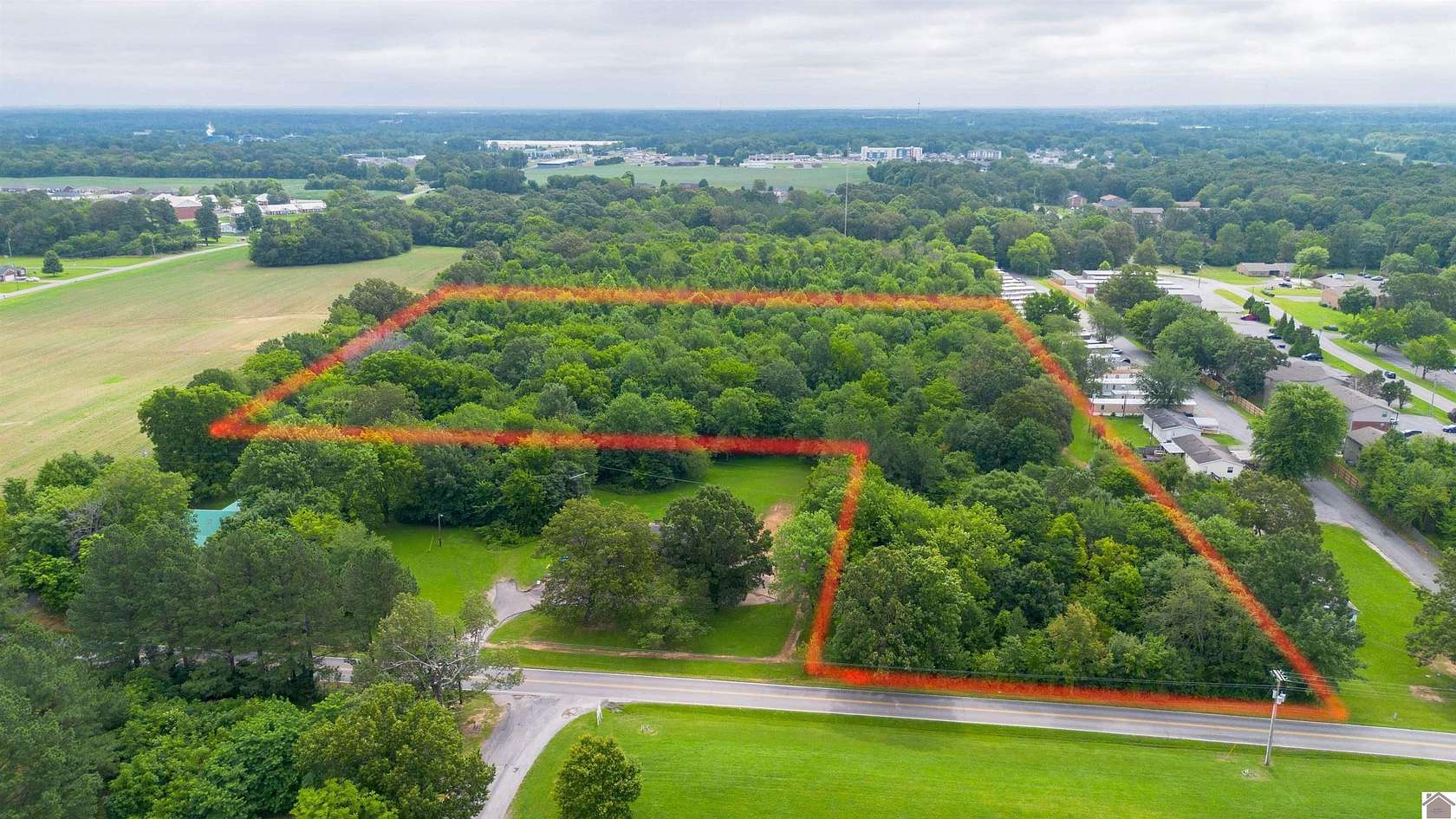 10 Acres of Residential Land for Sale in Murray, Kentucky