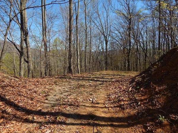 8 Acres of Land for Sale in Hayesville, North Carolina