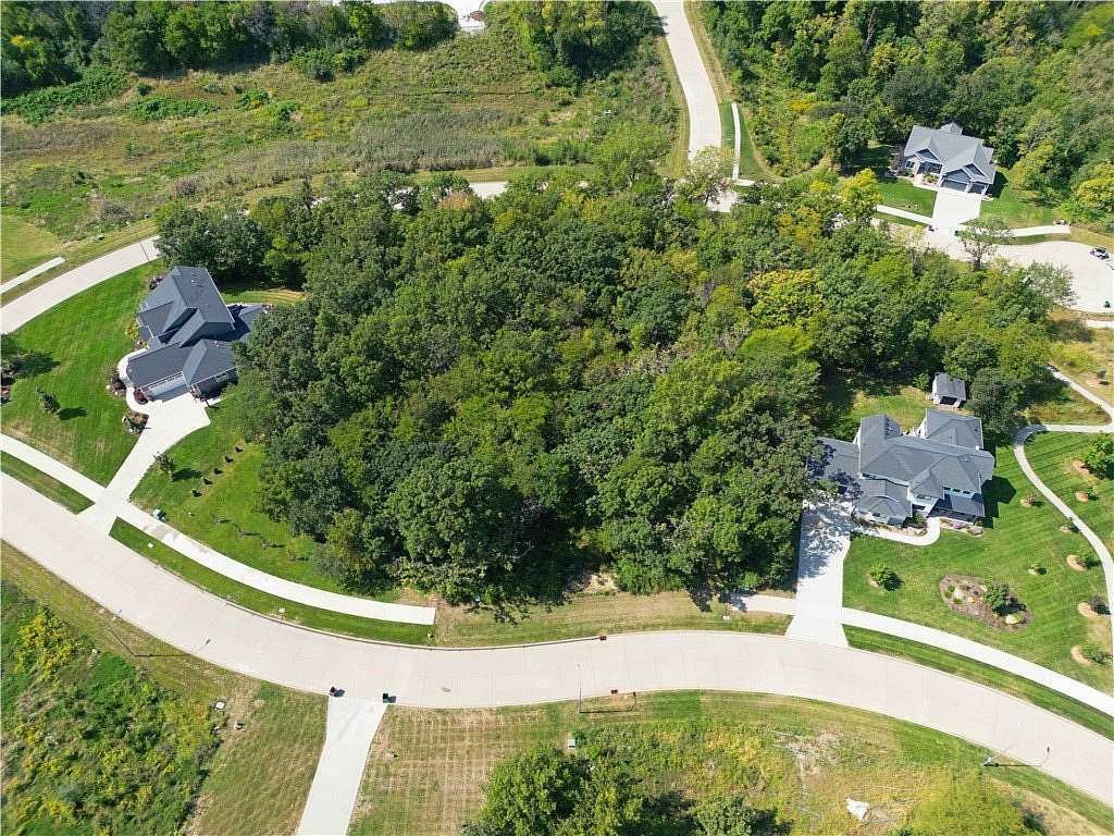 0.97 Acres of Residential Land for Sale in West Des Moines, Iowa