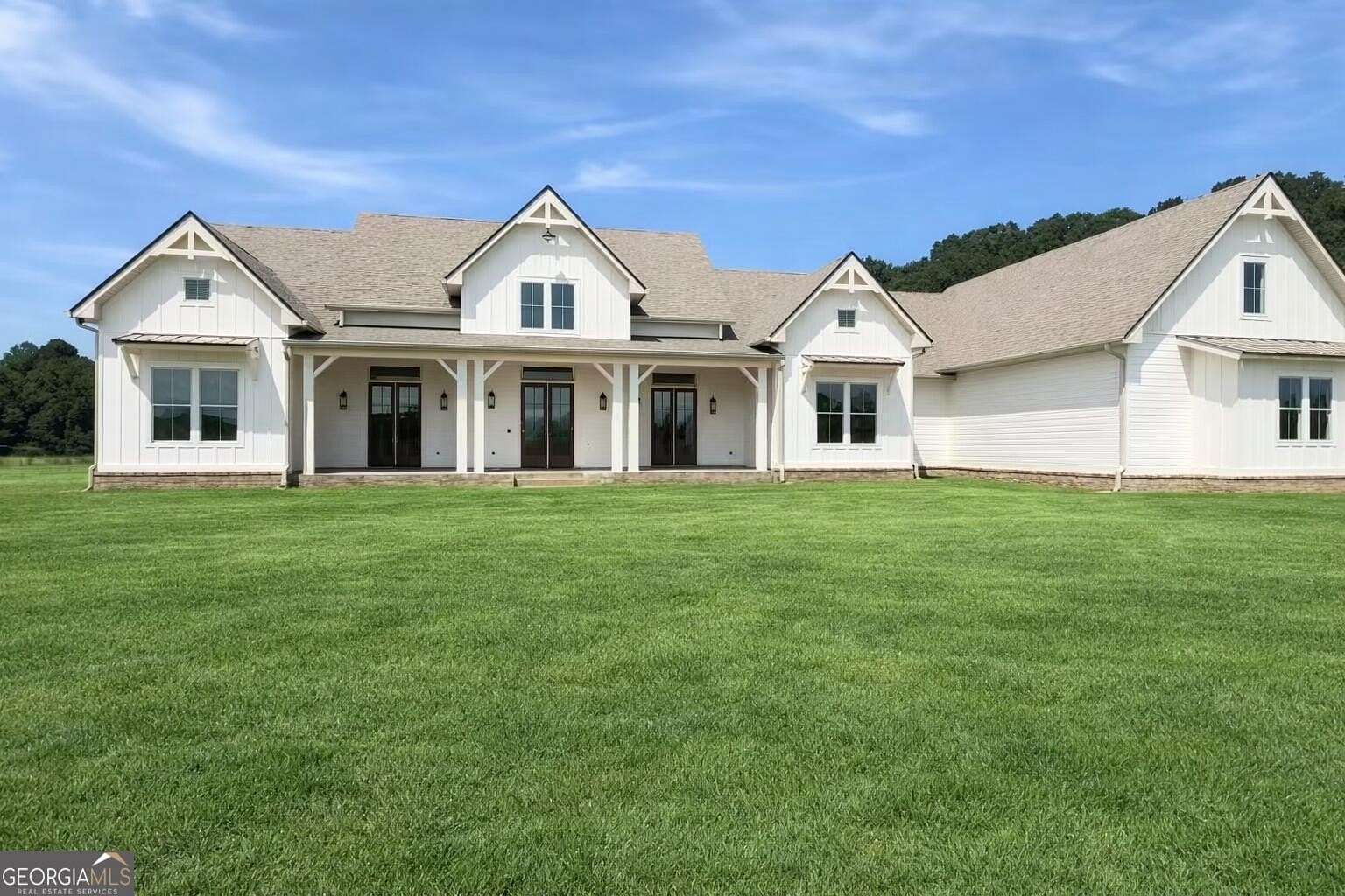 12 Acres of Land with Home for Sale in Jackson, Georgia