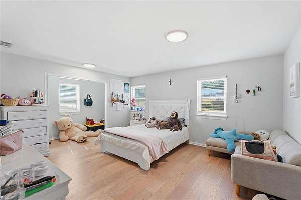 1.53 Acres of Residential Land with Home for Sale in Mesquite, Texas