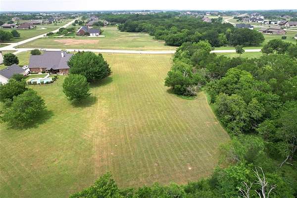 2 Acres of Residential Land for Sale in Royse City, Texas