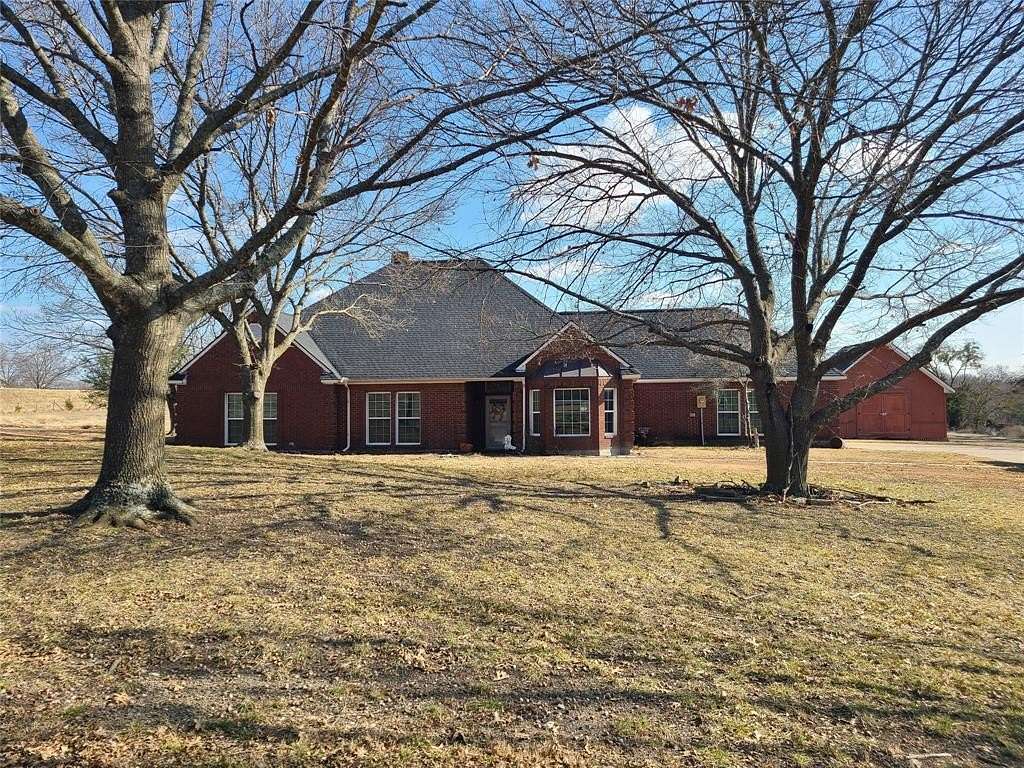5 Acres of Residential Land with Home for Sale in Rockwall, Texas