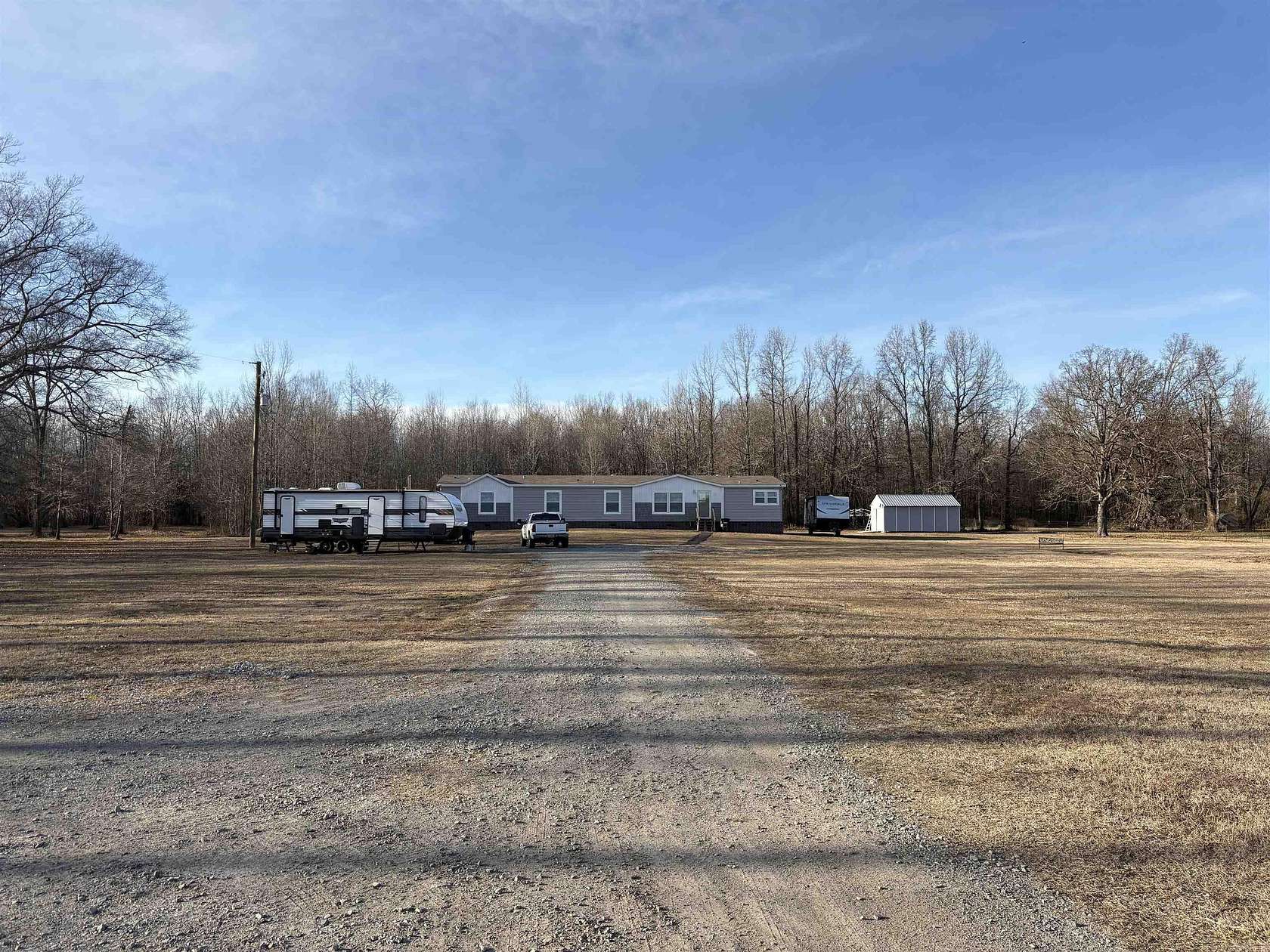 5 Acres of Residential Land with Home for Sale in Searcy, Arkansas