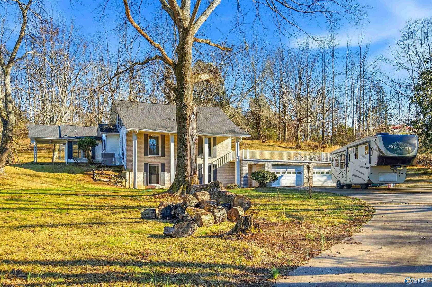 2.7 Acres of Residential Land with Home for Sale in Anderson, Alabama