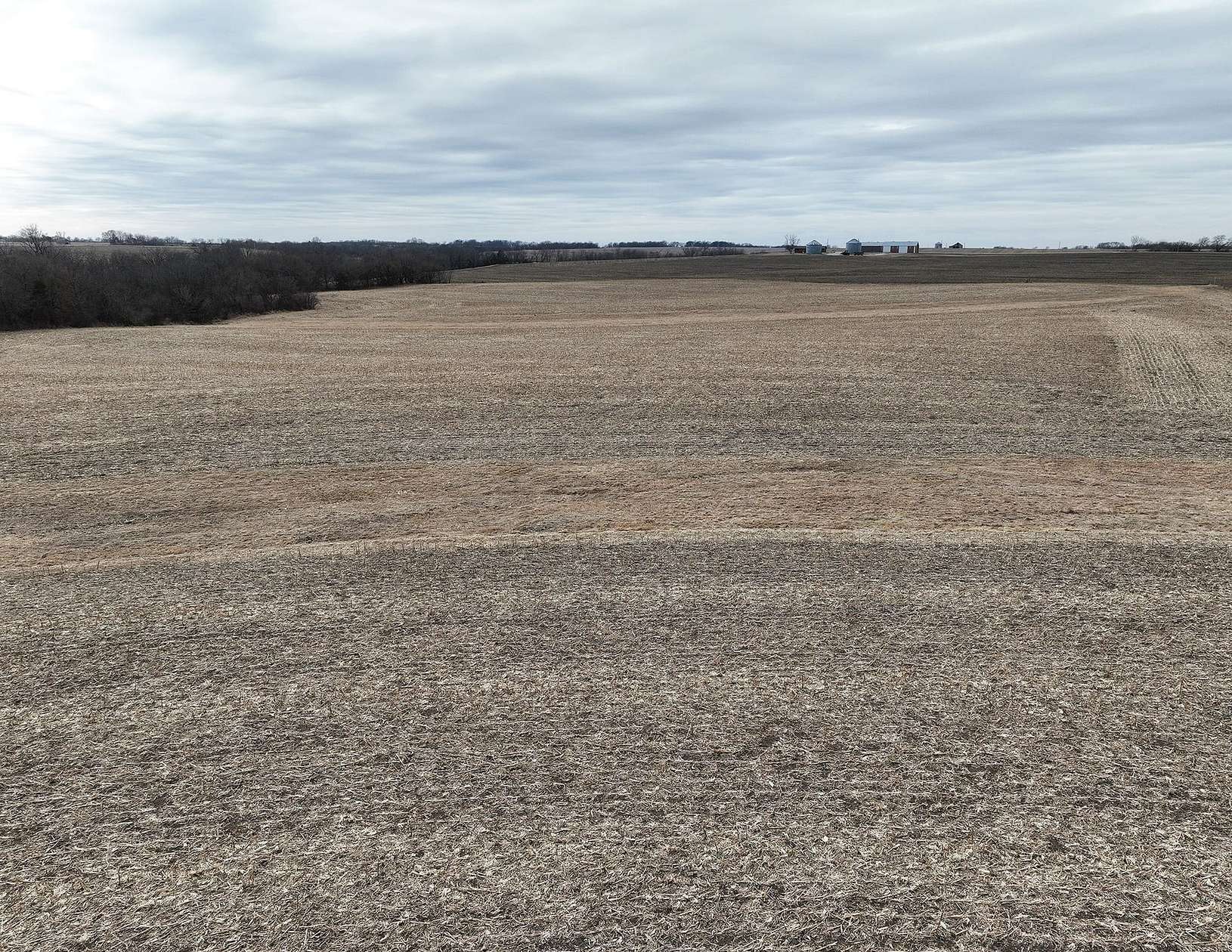 39 Acres of Land for Sale in Albia, Iowa