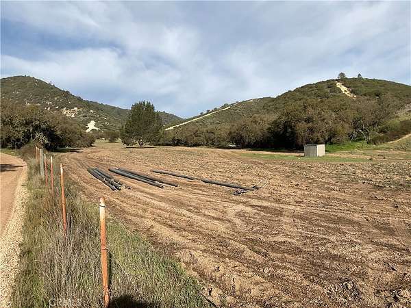 144 Acres of Agricultural & Residential Land for Sale in Lockwood, California