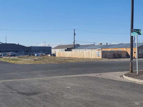 0.14 Acres of Commercial Land for Sale in Twin Falls, Idaho