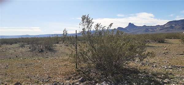 2 Acres of Land for Sale in Golden Valley, Arizona